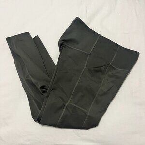 Girlfriend Collective High-Rise Pocket Legging Size M, Color: Thyme